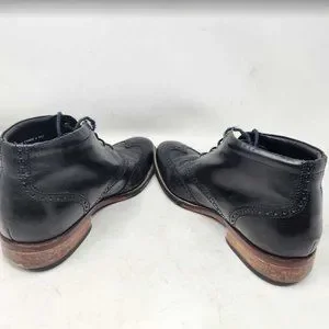 Men\'s 10 Cole Haan Liam semi wing-tip chukka boots in black leather C11052 Cole Haan Liam Chukka II Semi Wing Tip C11052 Men main image 4